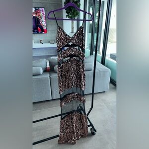Valia Sparkling Backless Dress in Black and Brown